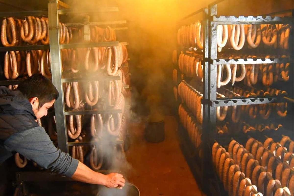 Melvin N Cold Smoking German Cured Sausages
