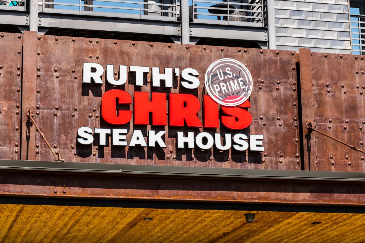 Ruth Chris Steak House sign