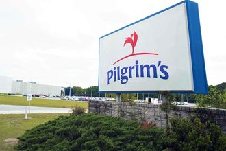 A chemical led to the evacuation of a Pilgrim's Pride poultry plant.