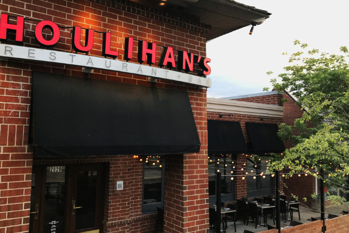 Houlihans restaurant